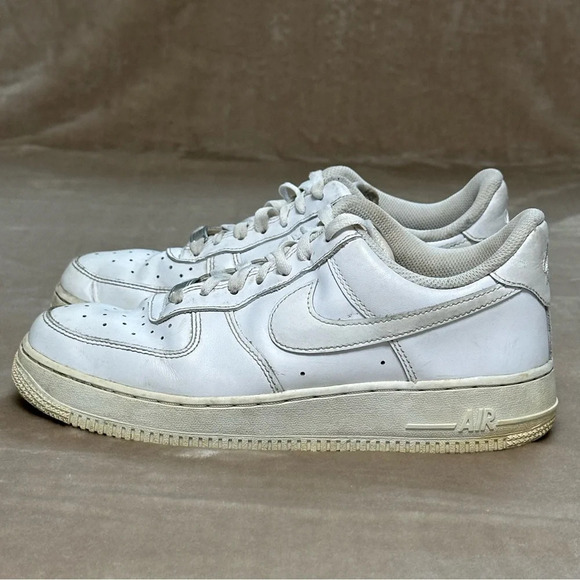 Nike Air Force 1 Low '07 AF1 White Size 8.5 - Picture 3 of 13